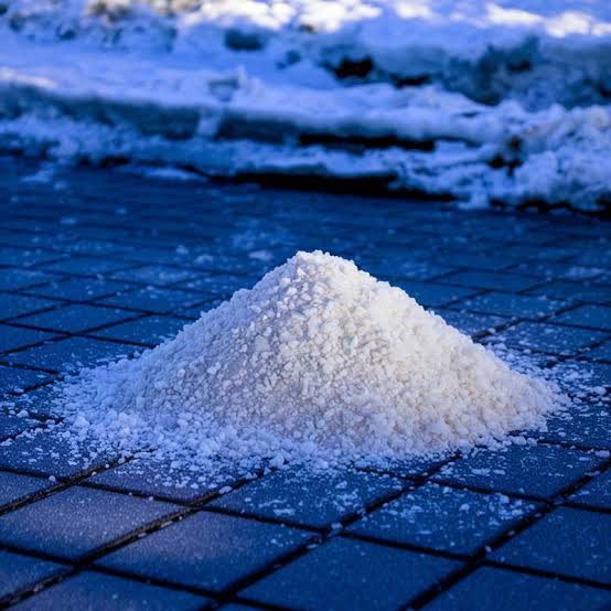 Bag of de-icing salt